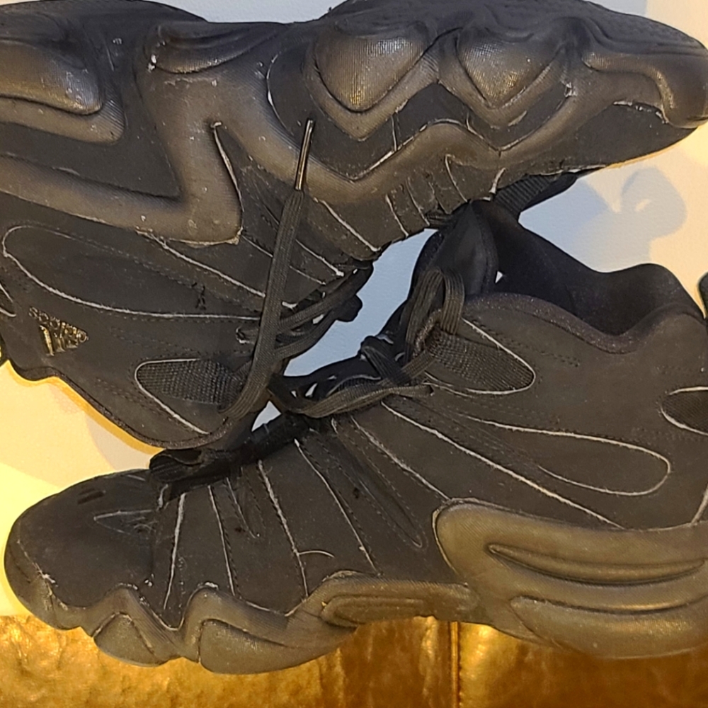 Adidas crazy 8 triple black Size 8.5